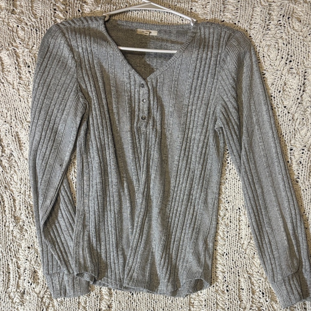 Maurices Gray V-Neck Sweater for Women